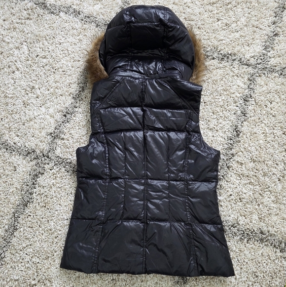 S13 Faux-Fur-Trim Hooded Down Black Vest - Picture 3 of 8